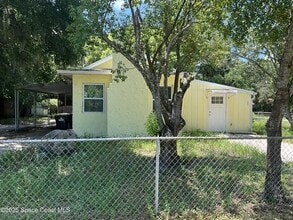 Building Photo - 2886 Pollak Ave NE