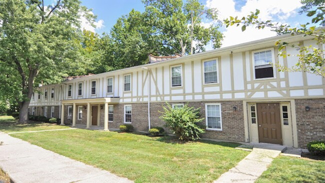 Interior Photo - Eleven Oaks Apartments