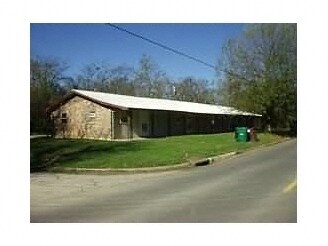 Primary Photo - 700-702 S Donoho St