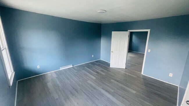 Foto del edificio - 1415 Seymour Ave