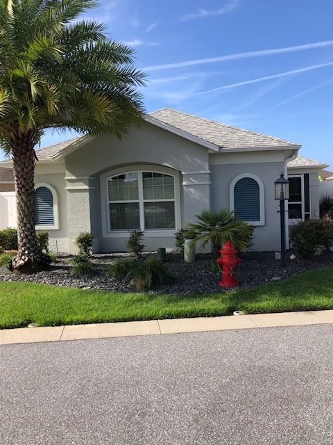 Building Photo - Beautiful Villa in the Village of Charlotte