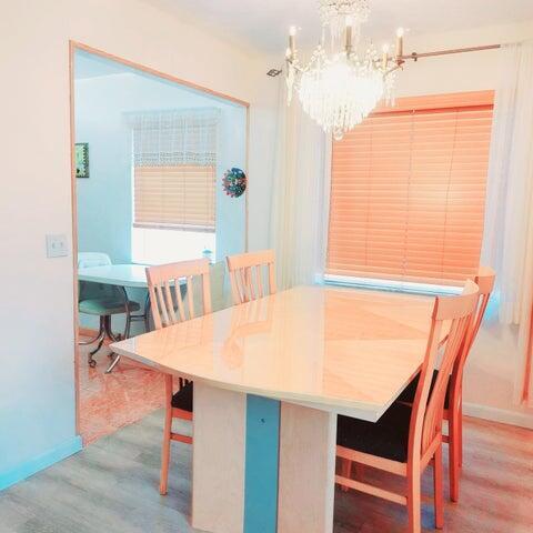 Foto del edificio - 767 Burgundy B