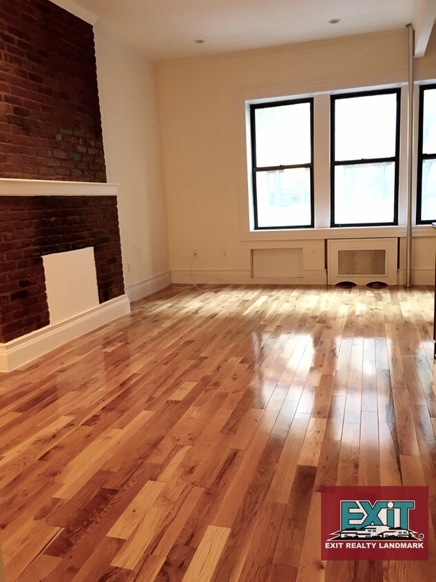 Primary Photo - 155 W 95th St