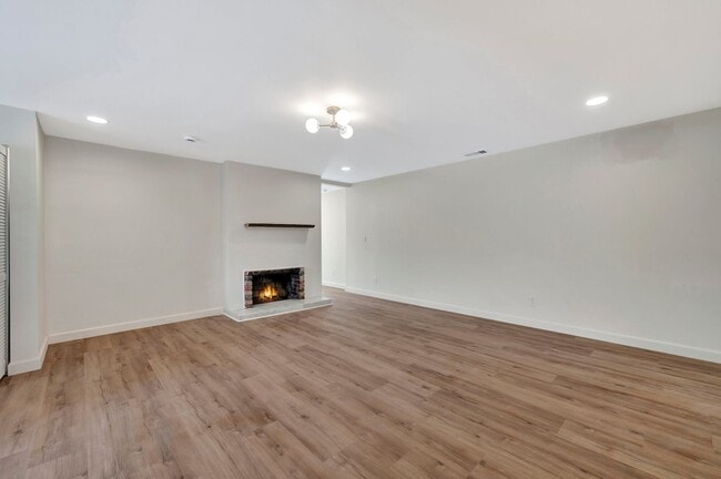 Building Photo - Single level 3 bedrooms home in San Diego ...