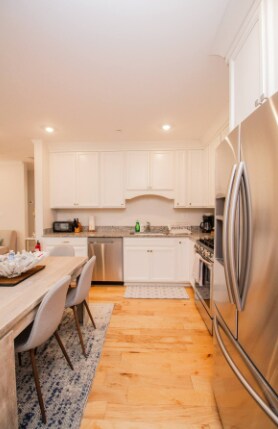 Primary Photo - 1002 Tremont St