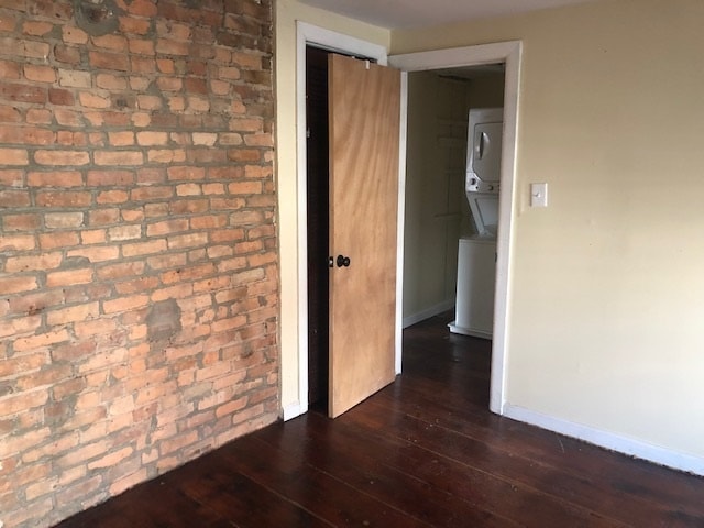 bedroom 2 - w/d hall - 74 Sussex Ave