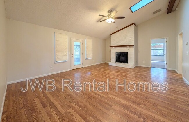 Foto del edificio - 3257 Hampstead Dr