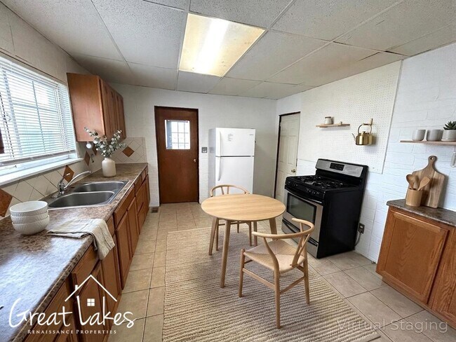 Foto del edificio - 2234 Evaline St