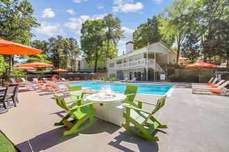 Building Photo - Elliot Gwinnett Place