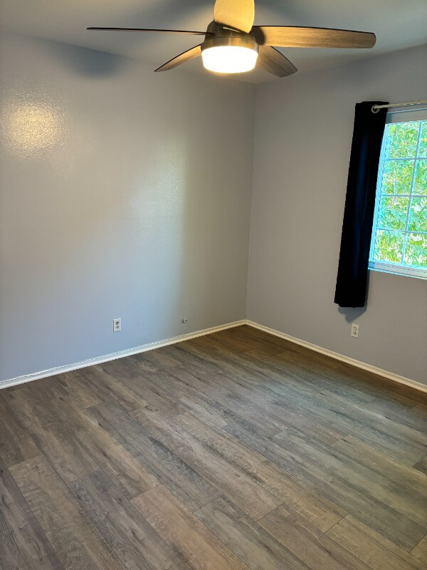Building Photo - 28318 Simsalido Ave