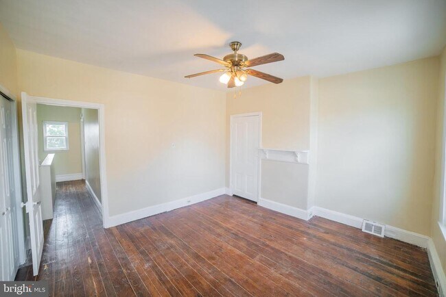 Foto del edificio - 2427 E Allegheny Ave