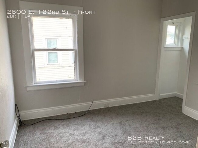 Building Photo - 2 bedroom 1 bath in the Buckeye/Shaker area!