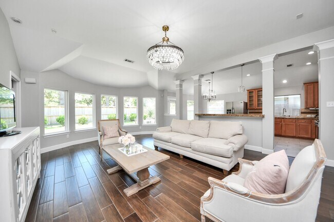 Building Photo - 18027 Parkwille Ln