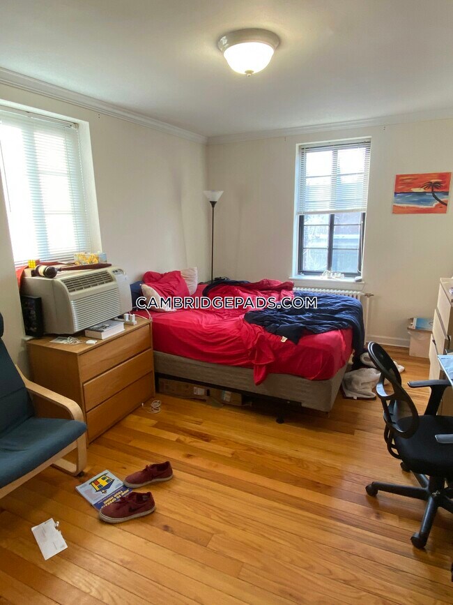 Building Photo - 60 brattle St.