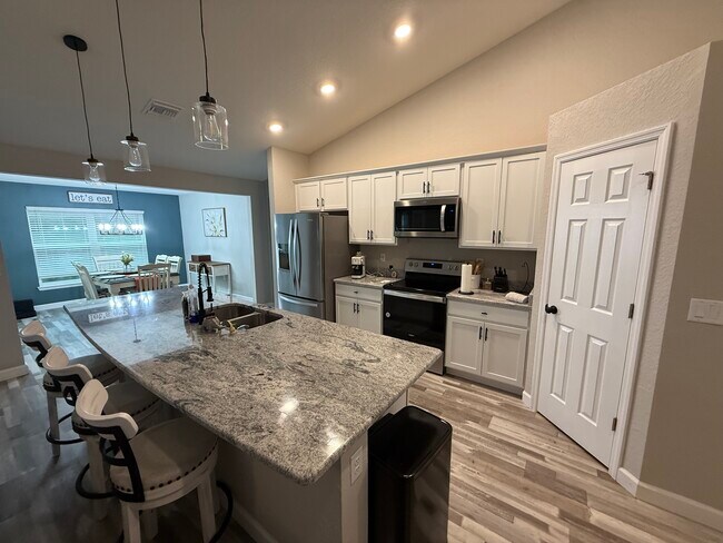 Foto del edificio - 9839 SW 41st Ave