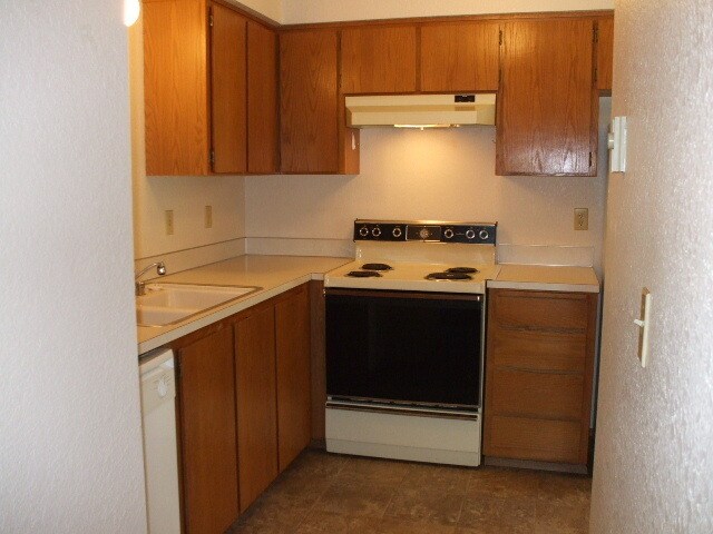 Foto del edificio - Reis (987 SW Barrington Dr)