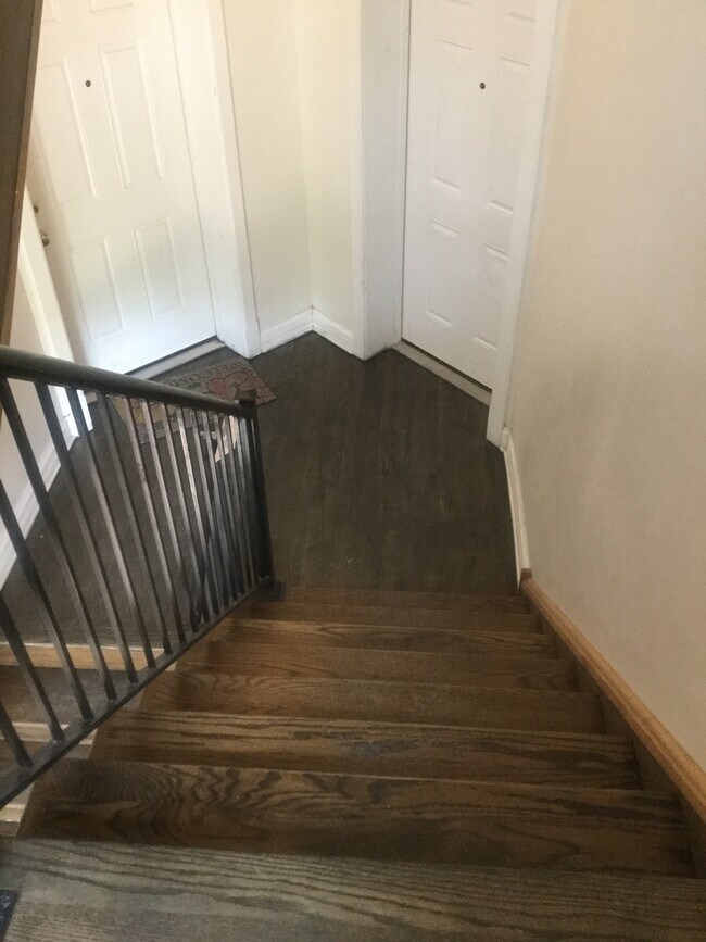 Main hallway - 6549 S Minerva Ave