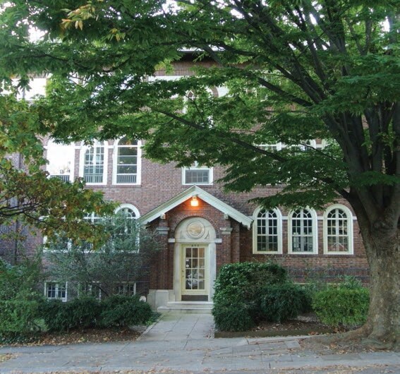 Primary Photo - 853 W University Pky