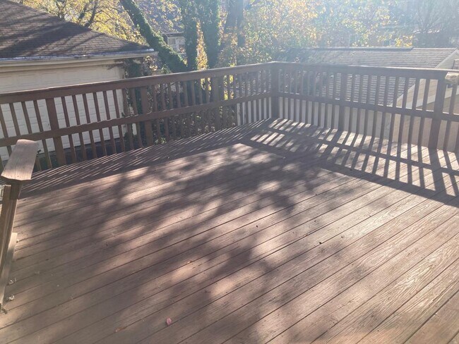 Foto del edificio - 2319 Pittock St