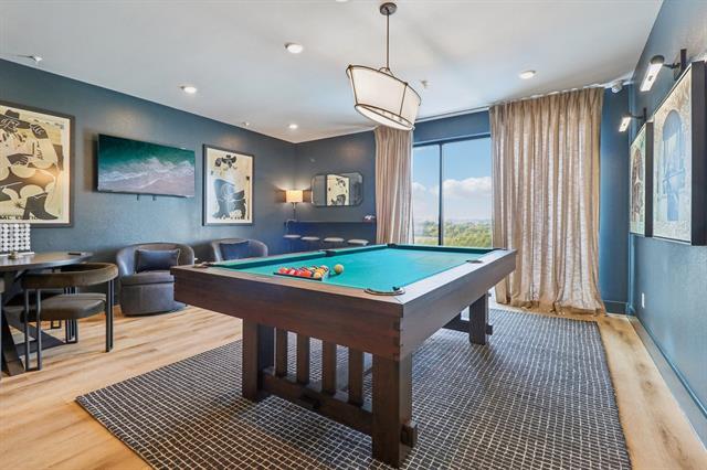 Foto del edificio - 405 N Ewing Ave