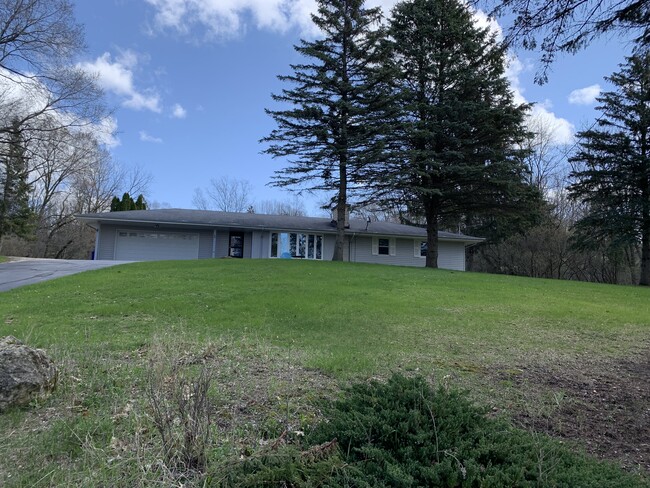 Large yard on quiet street - 1234 N Jenkins Dr