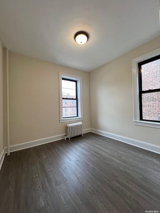 Building Photo - 42-16 165th St