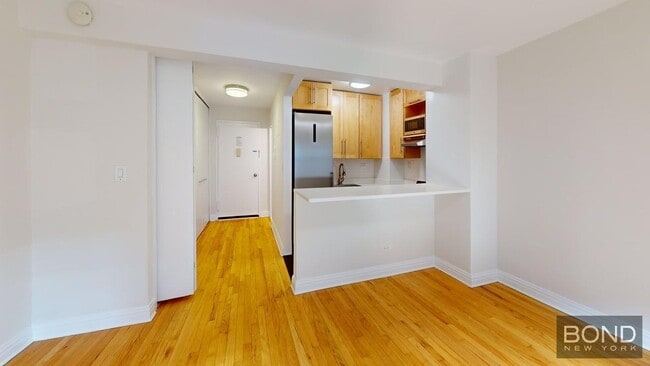 Foto del edificio - 151 West 16th-5H