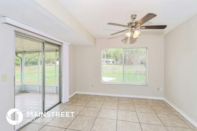Building Photo - 1257 Linmoor Cir NE