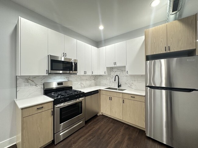 Foto del edificio - 2171 W Wilson Ave