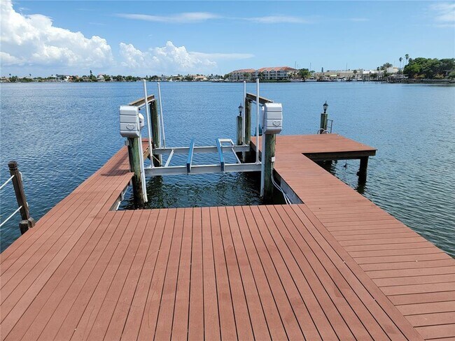 Building Photo - 179 Punta Vista Dr