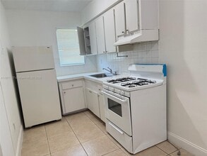 Building Photo - 4300 SW 67th Ave