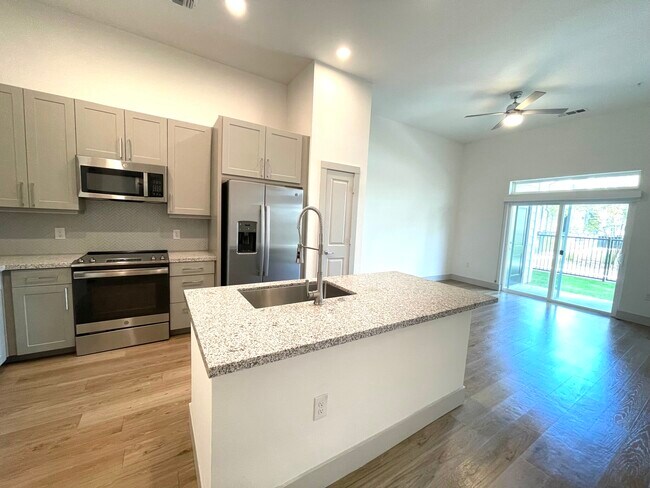 Foto del edificio - 3118 Co Rd 172