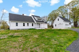 Building Photo - 539 Maple Ave