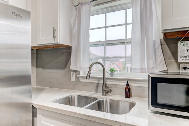 Foto del edificio - 2720 Truxillo St