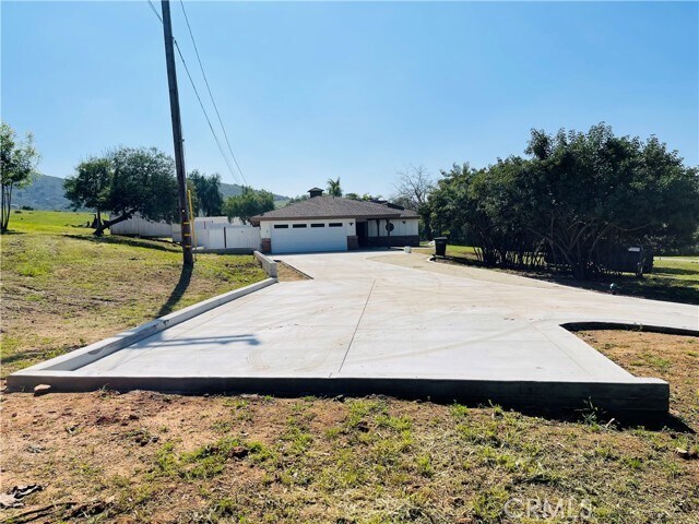 Foto del edificio - 3823 Robinhood Rd