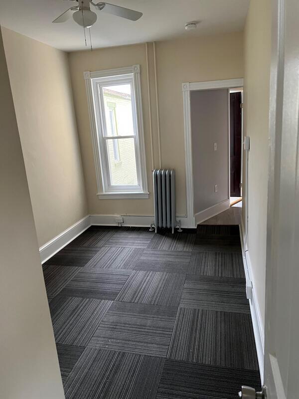 Building Photo - 1566 N 10th St