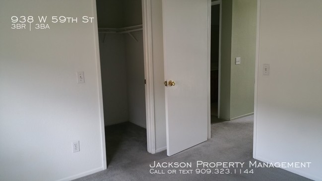 Building Photo - Family Home in move-in ready condition
