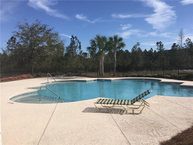 Building Photo - 156 Saddle Brooke Trace