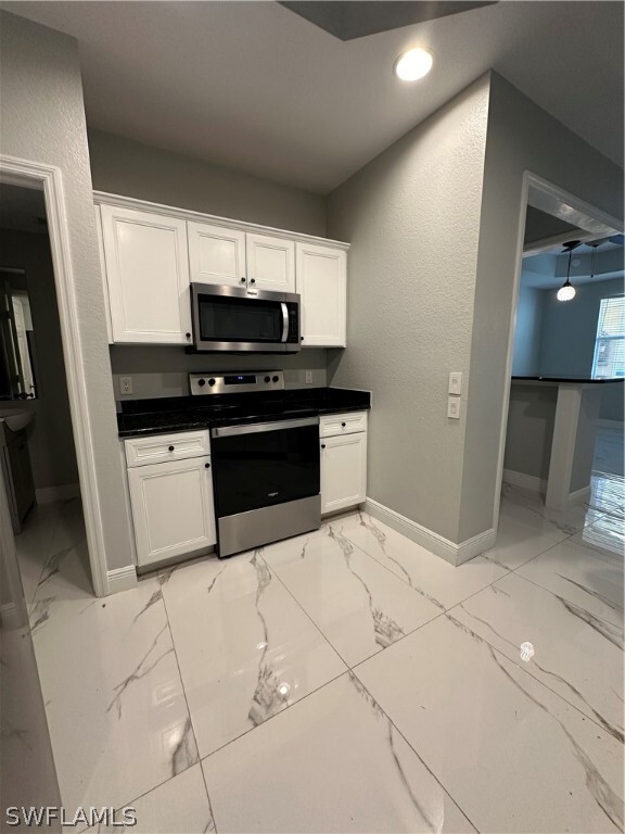 Building Photo - 9811 Bodego Way