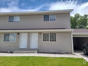 Building Photo - 1309-1311 Shaker Pl