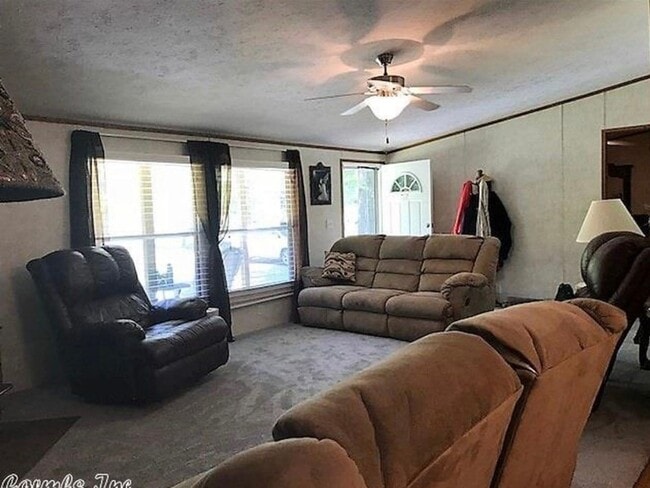 Foto del edificio - 3 Bedroom Single Family Home in Haskell.