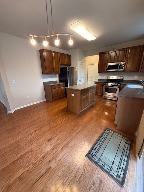 Building Photo - 13337 Oakwood Ave