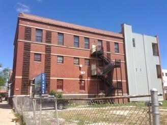Foto del edificio - 1513 N Western Ave