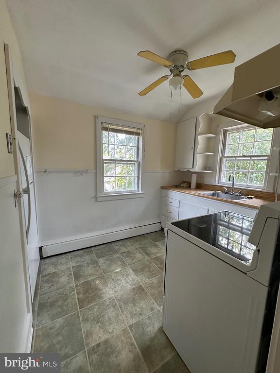 Building Photo - 408 Glenburn Ave