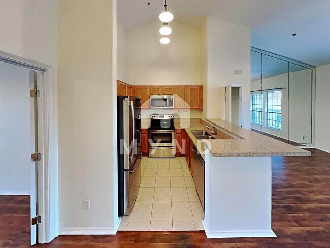 Foto del edificio - 4800 W Lovers Ln Apt 518