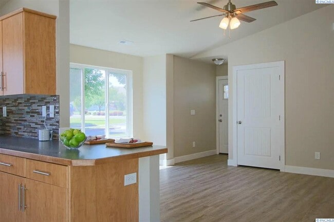 Foto del edificio - 1580 Brittlebush Ln