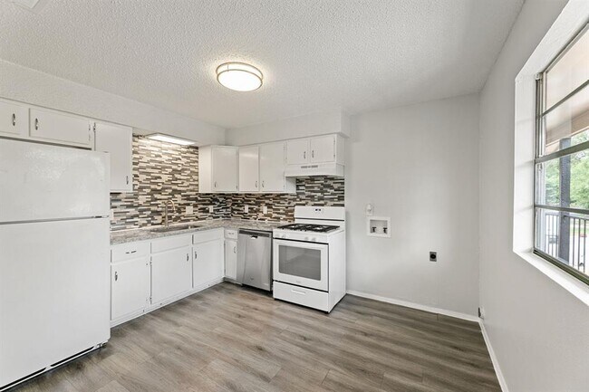 Foto del edificio - 3460 Willowrun Dr