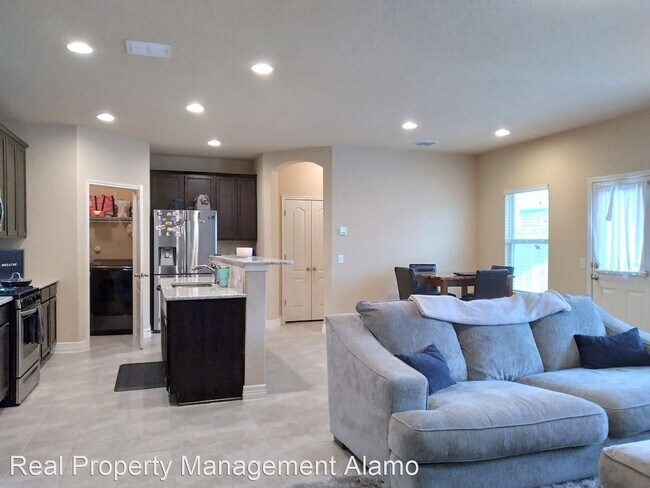 Foto del edificio - 4 br, 2.5 bath House - 1506 Bluewood Crst