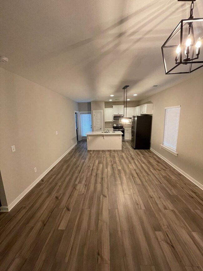 Foto del edificio - Home for Rent in Oak Grove, AL! COMING SOON!