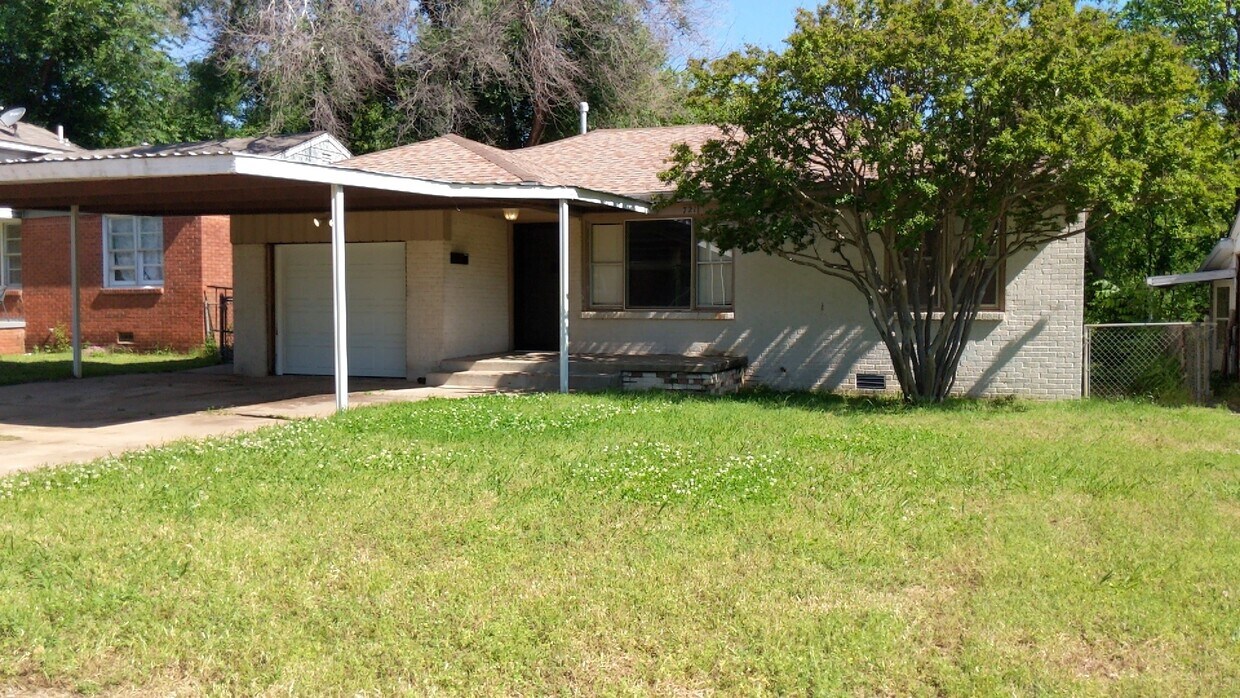 Foto del edificio - 721 NW 88th St